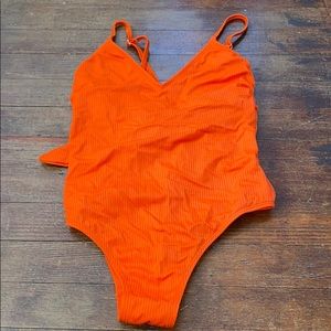 One piece swim suit